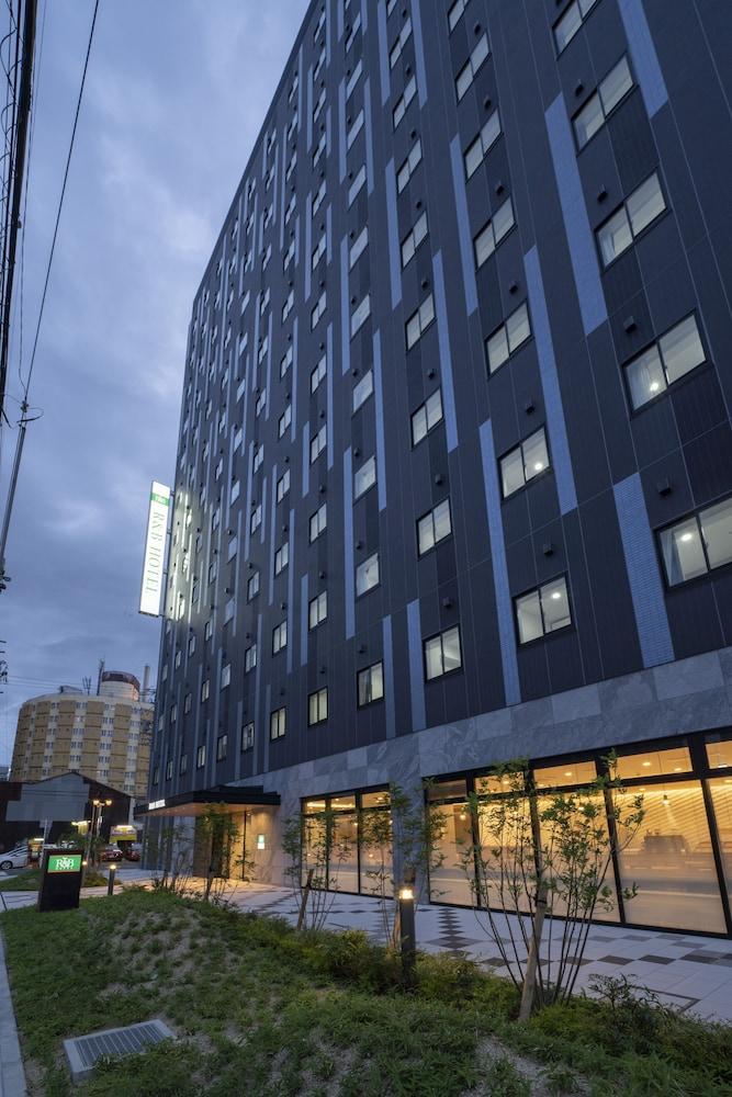 R&B Hotel Nagoya Shinkansenguchi Bagian luar foto